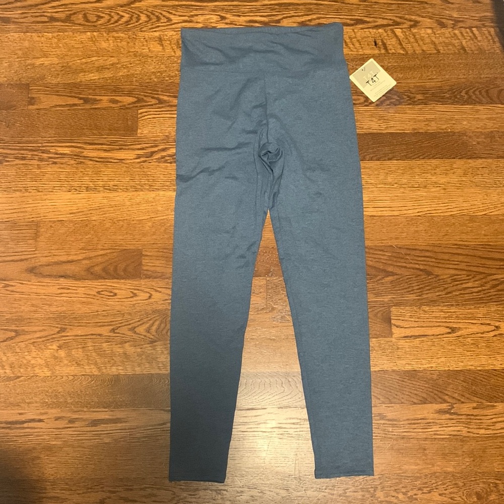 Thread 4 Thoughts size x small (but fits small) blue leggings